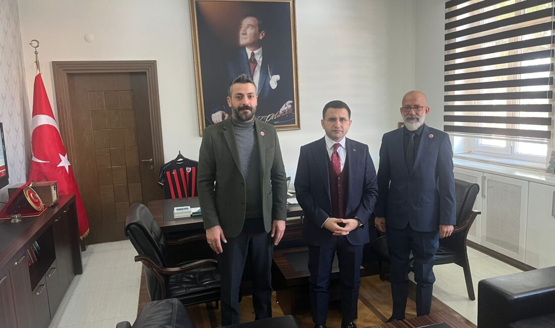 AKSAÇLILAR Denizli İl Temsilcilisi Güray YALABIK , Teşkilat başkanı Burak