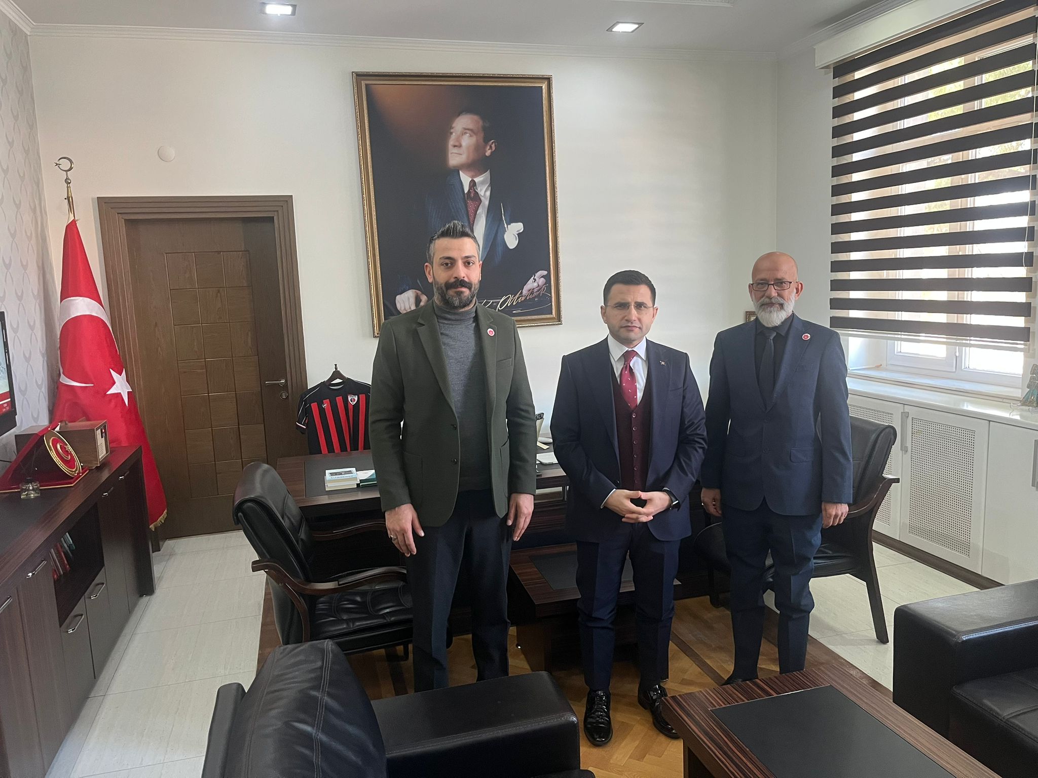 AKSAÇLILAR Denizli İl Temsilcilisi Güray YALABIK , Teşkilat başkanı Burak