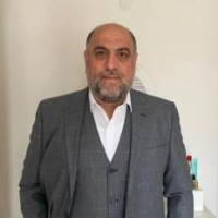 Sen sadece kelimelerle dünyayı fethedeceğini sanan bir illüzyonistsin; ancak gerçeklik,