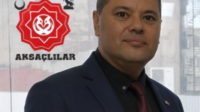 “FETÖ’NÜN BİTTİĞİNİ DÜŞÜNMEK BÜYÜK HATA OLUR”

Bereket, açıklamasında geçmişte yaşananların unutulmaması